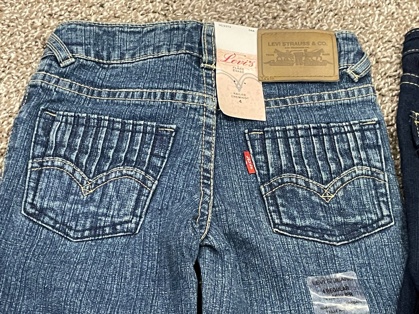 Two pairs of New Girls Levi Jeans, size 4 / 4T, New with Tag (NWT), Kids 4/4T