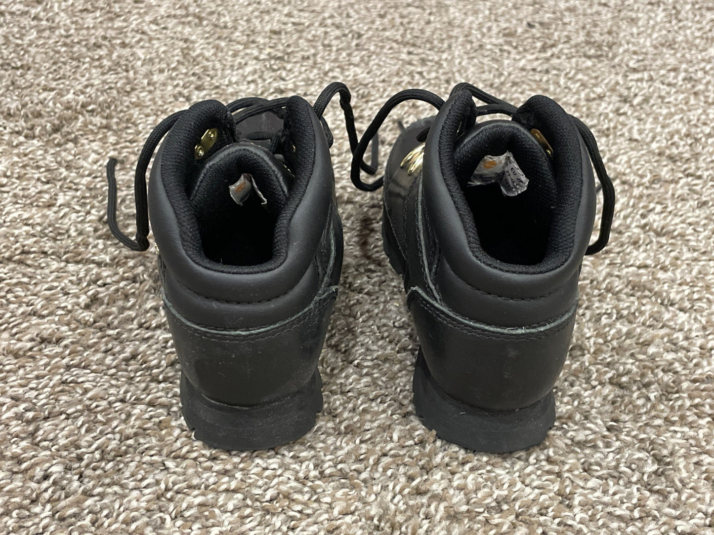 Kids Black Timberland Boots with Gold Accents, Excellent Used Condition (EUC), Size 9.5 , Shoes 9.5 (Toddler:2-4yr)