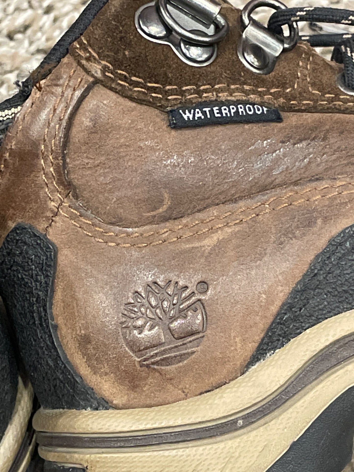 Boys Timberland Waterproof Hiking Boots, Genuine Leather, Size 7.5, Very Good Used Condition (VGUC), Shoes 7.5 (Toddler:2-4yr)