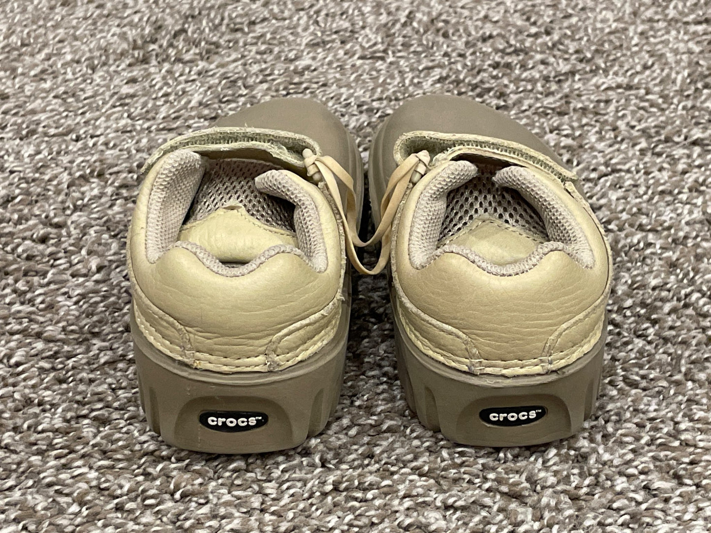 Boys Tan Croc Shoes, Size 8/9, Excellent Used Condition (EUC) , Shoes 8.5 (Toddler:2-4yr)