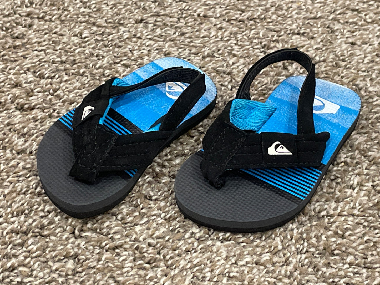 Toddler boys Quiksilver sandals, Size 3, Excellent Used Condition (EUC), Shoes 3 (Baby: 0-12 mth)