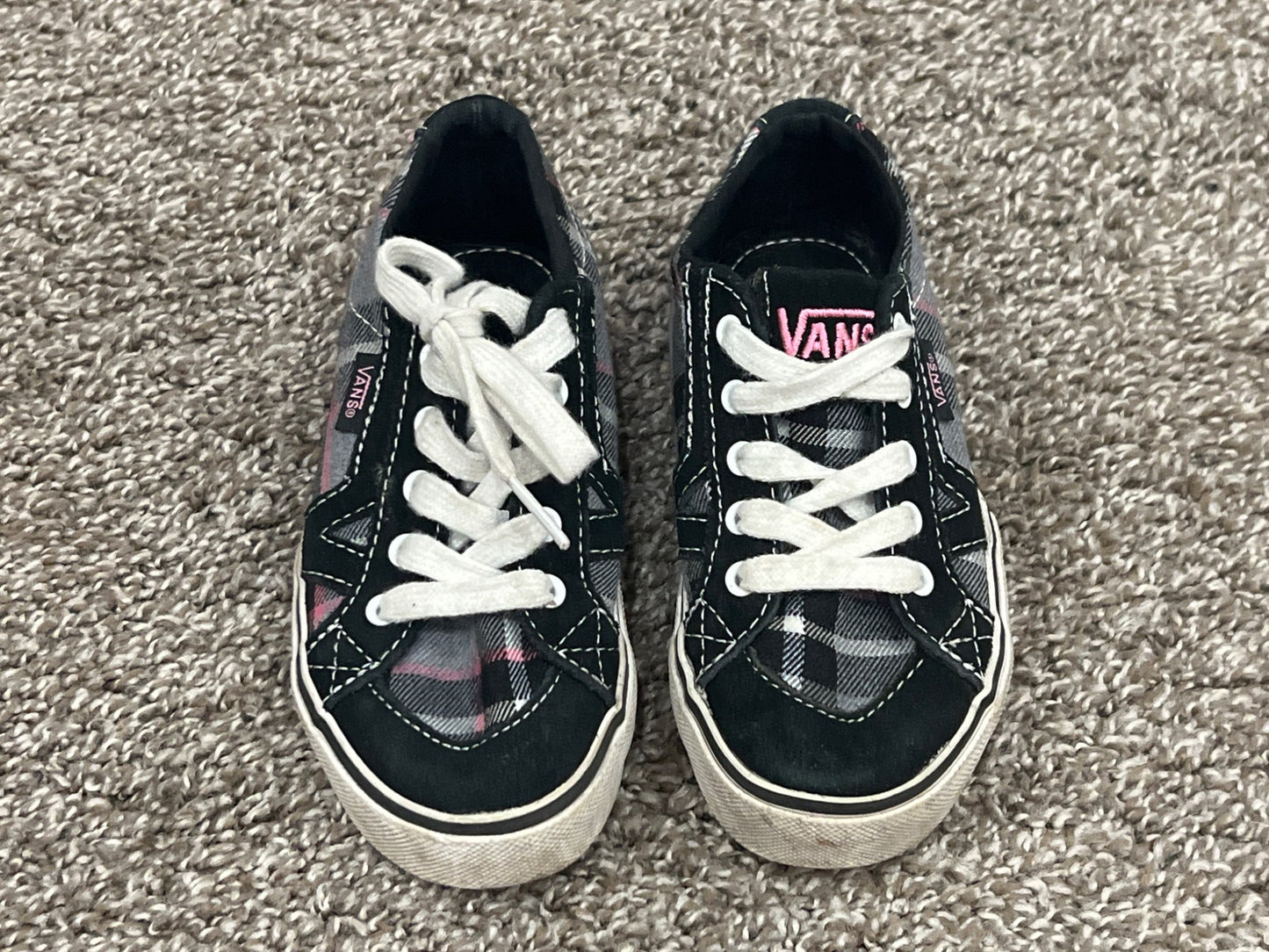 Girls Grey / Pink /Black Plaid Vans, size 10.5, Very Good Used Condition (VGUC), Shoes 10.5 (Toddler:2-4yr)