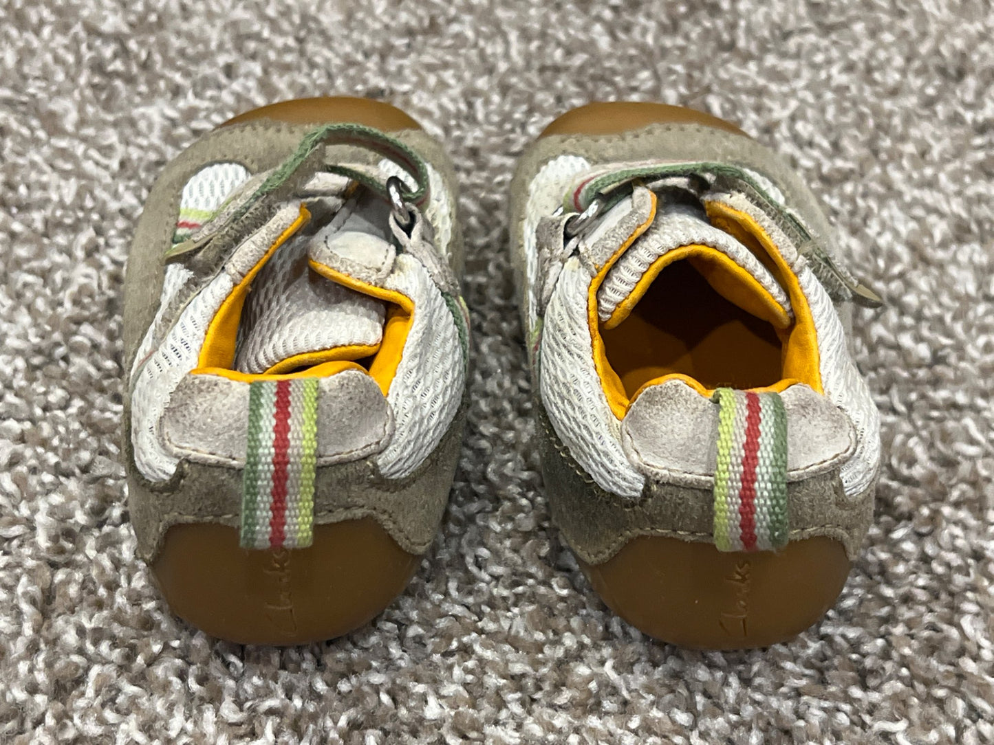 Clark’s First Shoes, size 4, VGUC, Gender Neutral, Shoes 4 (Baby: 0-12 mth)