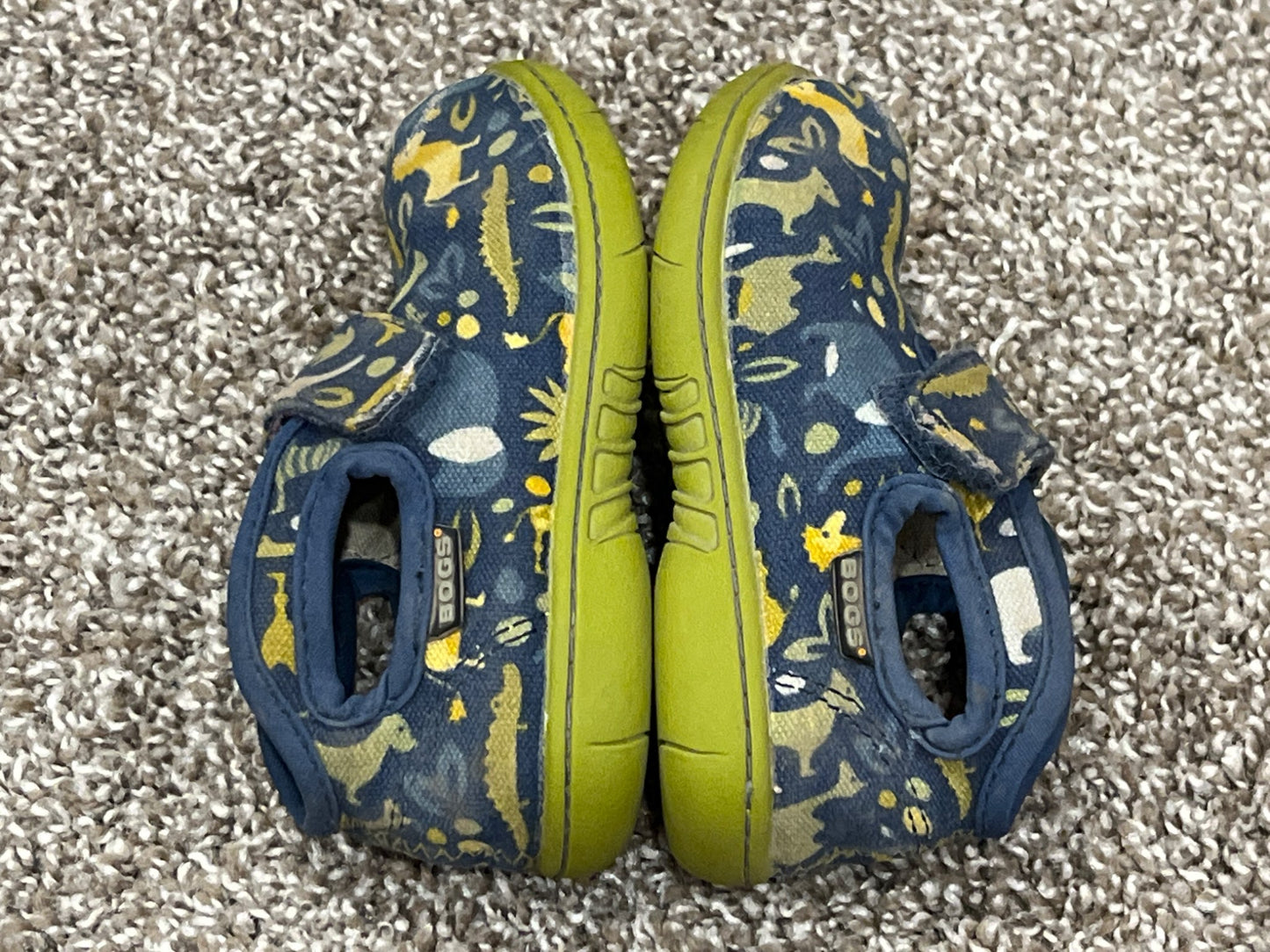 Boys, Bogs Canvas Zoo Print Shoes, Size 7, VGUC, Shoes 7 (Walkers:12-24 mth)