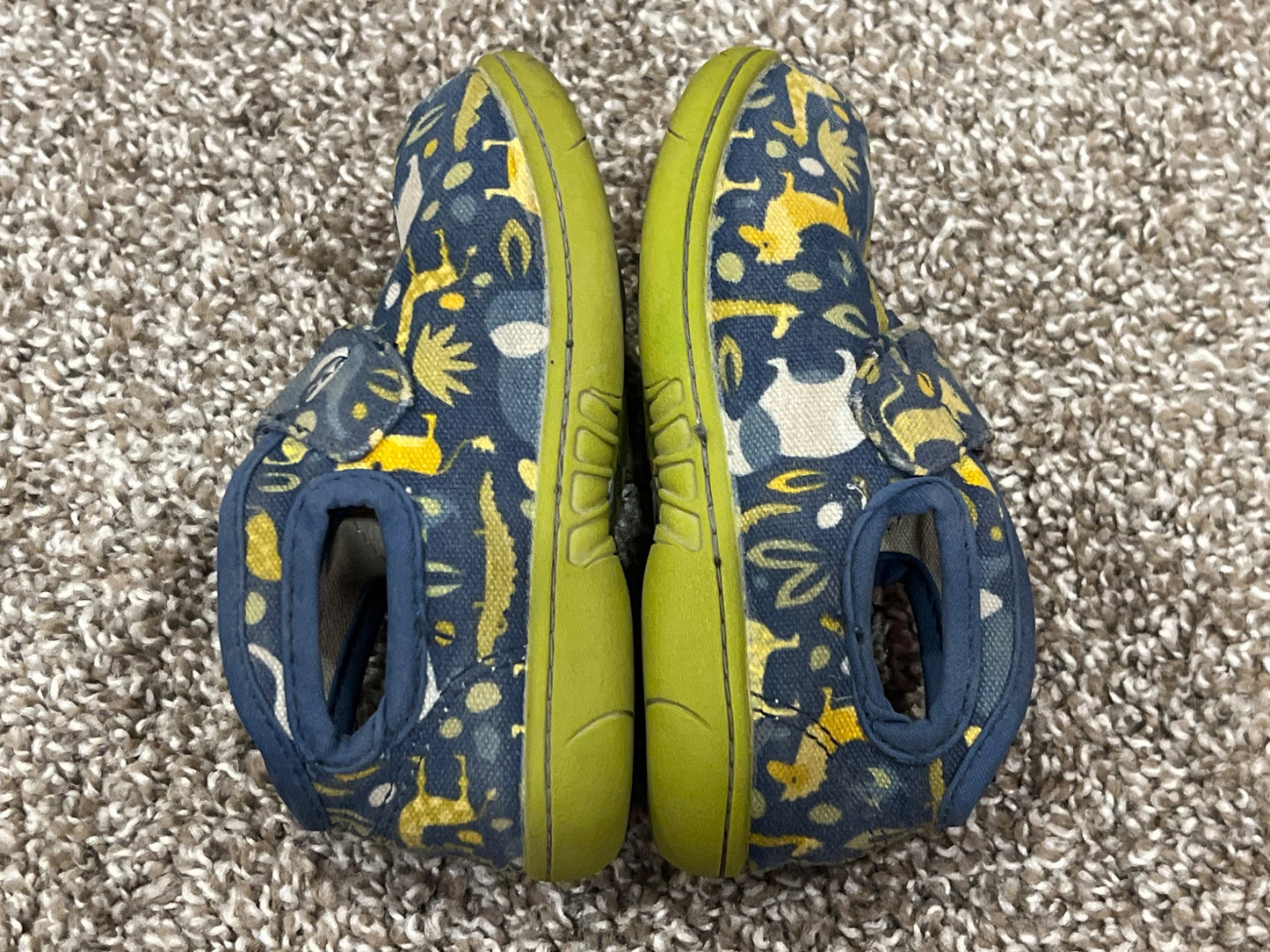 Boys, Bogs Canvas Zoo Print Shoes, Size 7, VGUC, Shoes 7 (Walkers:12-24 mth)