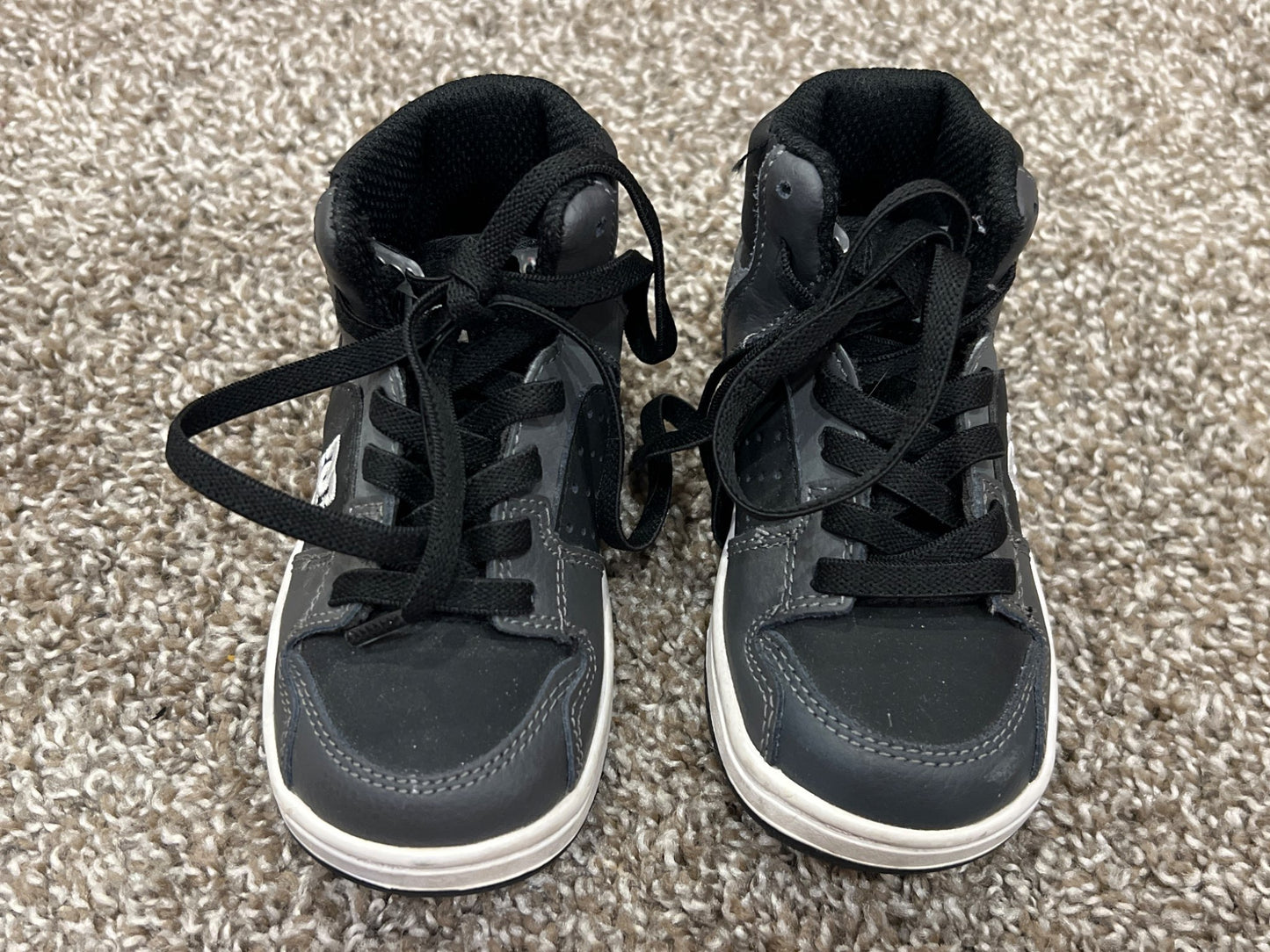 Boys, DC Hi-tops, Hi-top Runners, size 7, VGUC, Shoes 7 (Walkers:12-24 mth)
