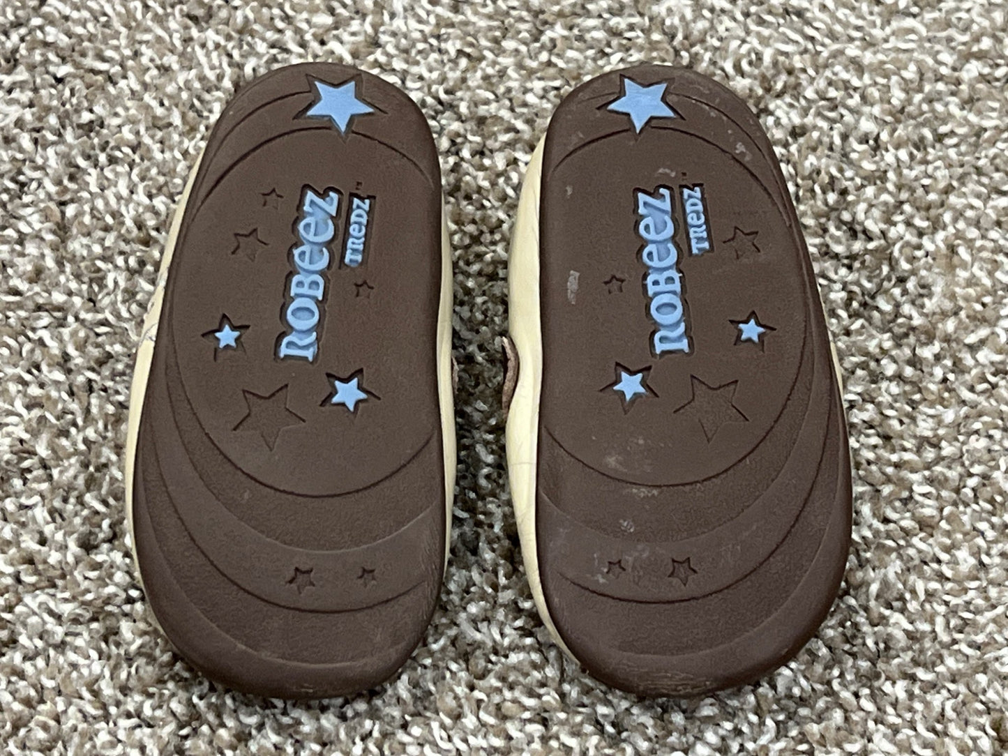 Robeez boys Construction shoes, size 12-16 mos, VGUC, Shoes 4 (Baby: 0-12 mth)