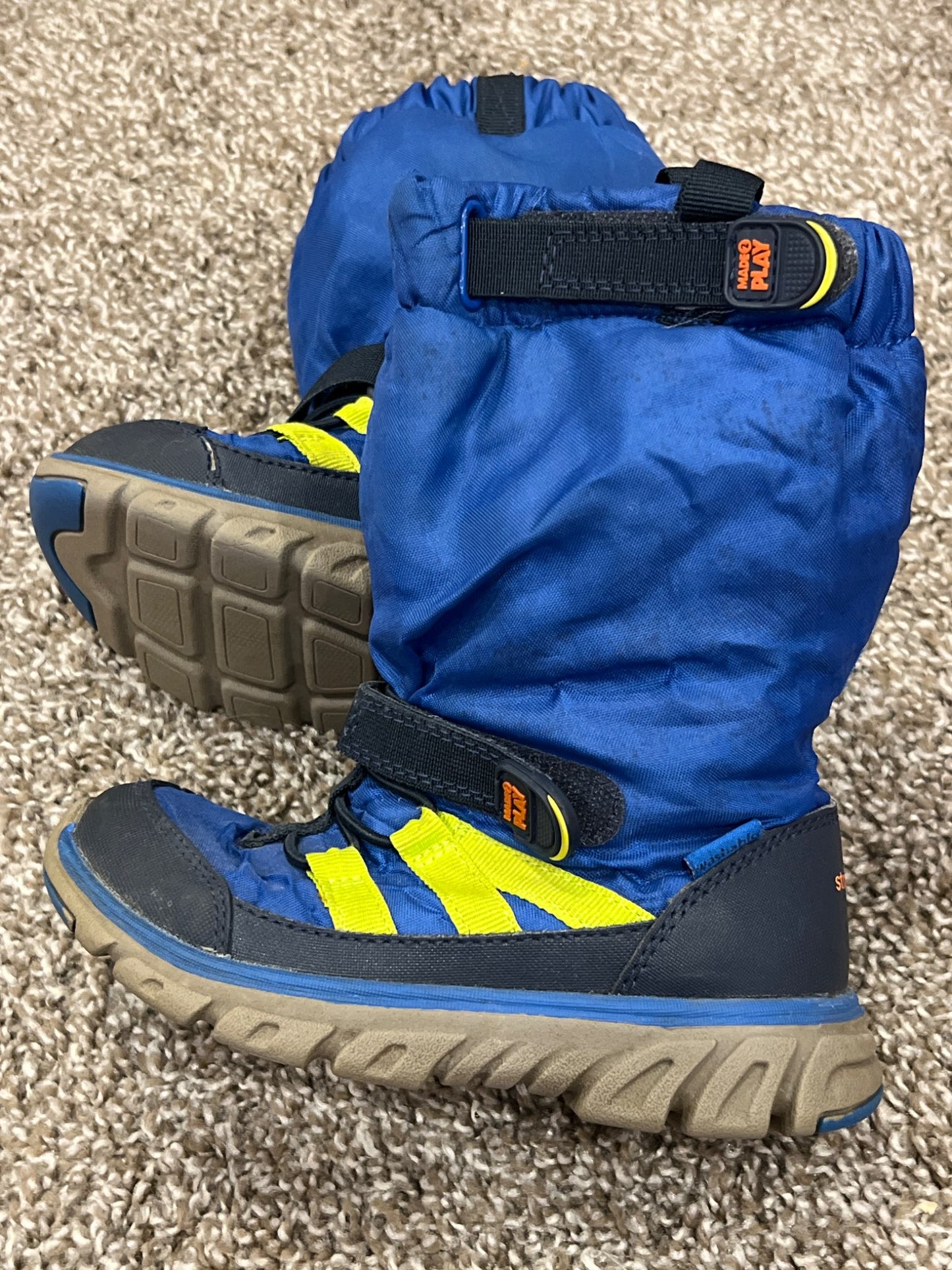 Boys, Blue Running Shoe Winter Boots, Size 10, VGUC, Shoes 10 (Toddler:2-4yr)