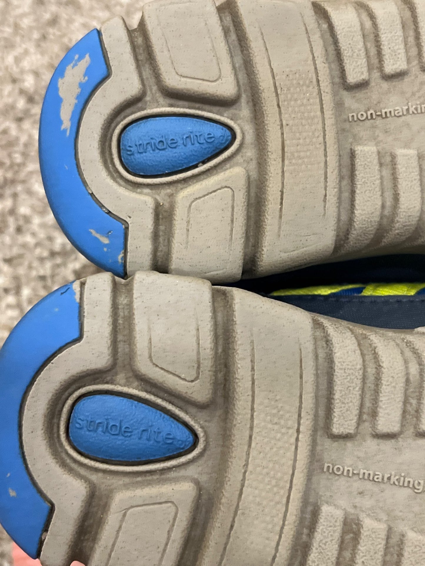Boys, Blue Running Shoe Winter Boots, Size 10, VGUC, Shoes 10 (Toddler:2-4yr)