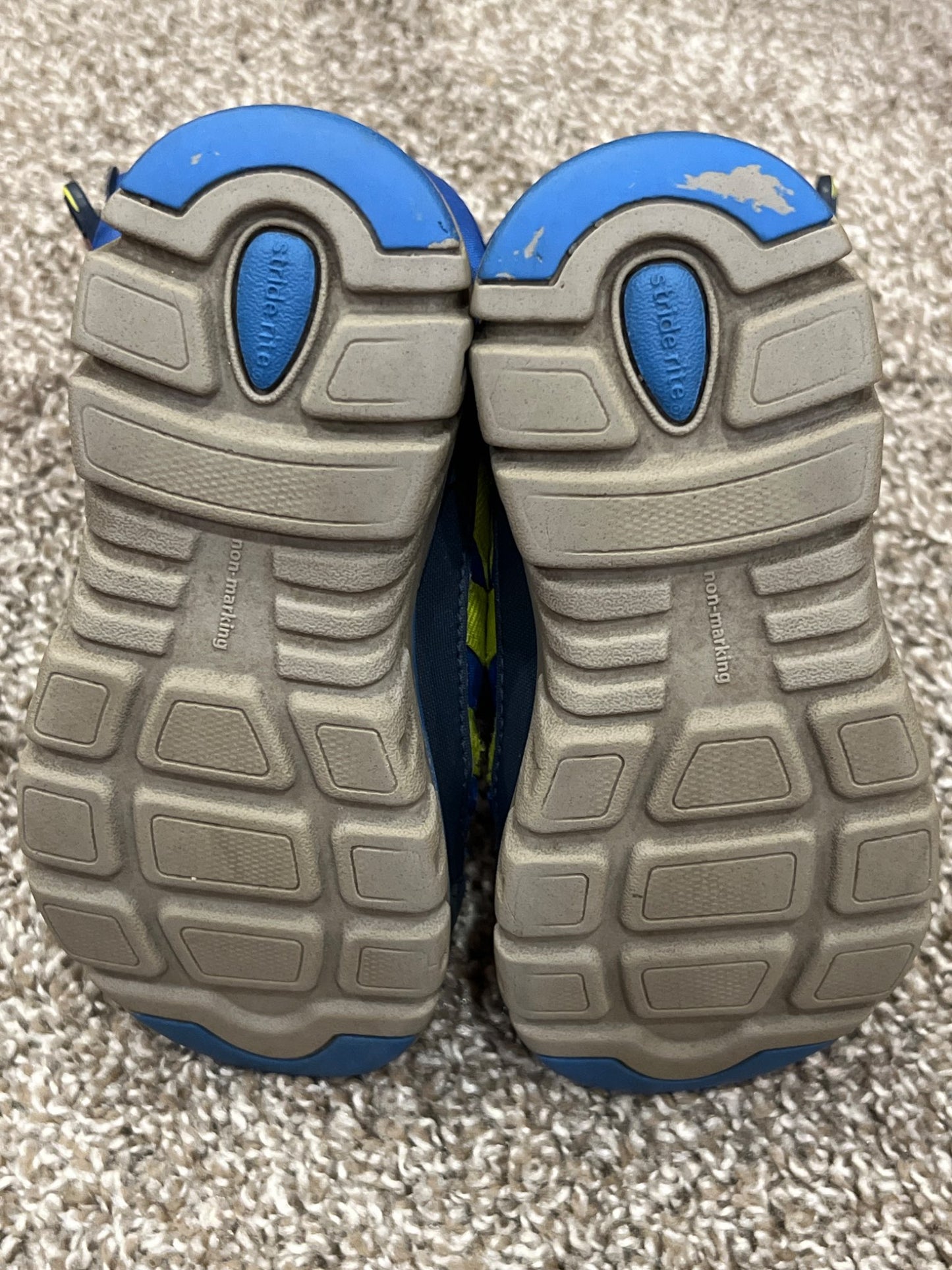 Boys, Blue Running Shoe Winter Boots, Size 10, VGUC, Shoes 10 (Toddler:2-4yr)