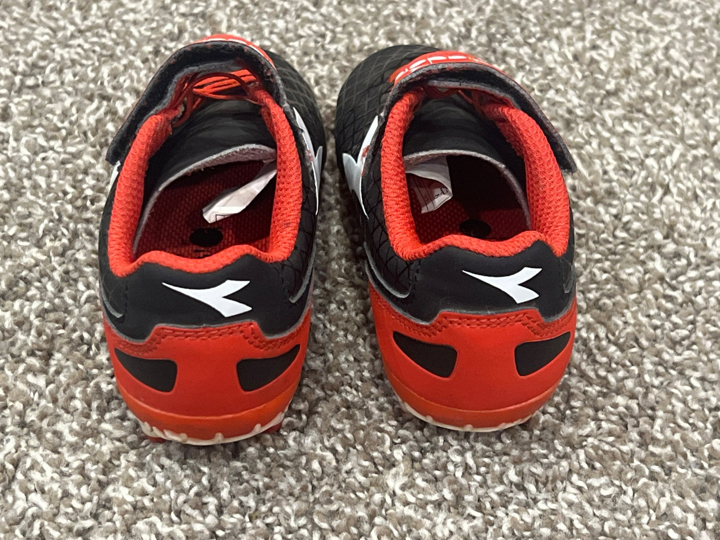 Diadora Soccer Cleats, size 9T, VGUC, Shoes 9 (Toddler:2-4yr)