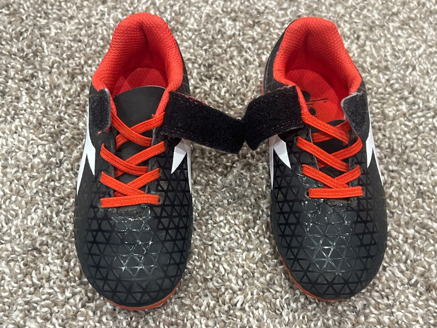 Diadora Soccer Cleats, size 9T, VGUC, Shoes 9 (Toddler:2-4yr)
