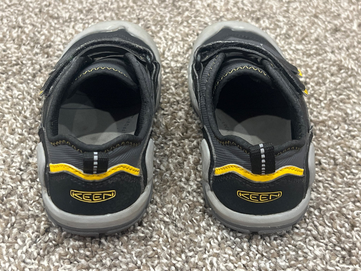 Boys, Keen Running Shoes Sneakers, size 12, VGUC, Shoes 12 (Toddler:2-4yr)