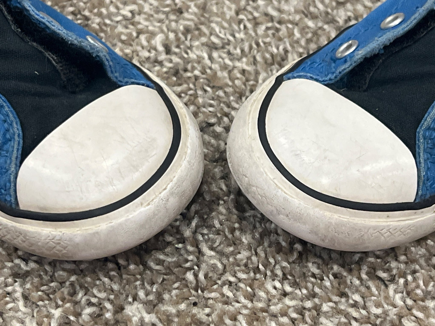 Boys, Blue Velcro Converse Shoes, size 10, VGUC, Shoes 10 (Toddler:2-4yr)