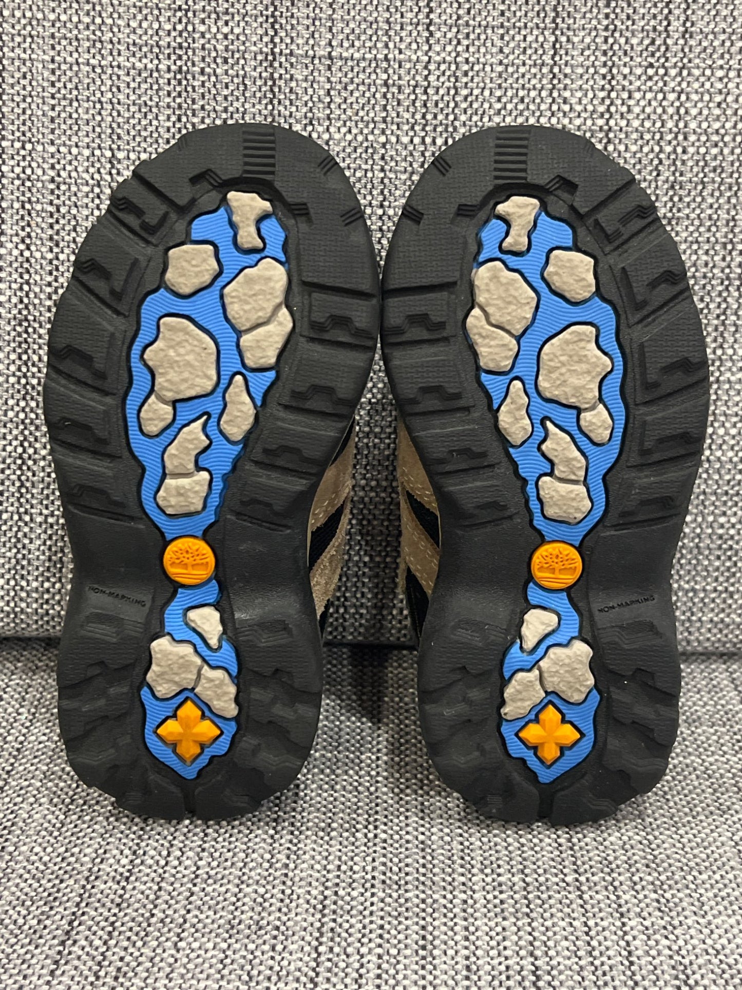 Toddler Boys, Timberland Hiking Shoes, size 6, VGUC, Shoes 6 (Walkers:12-24 mth)