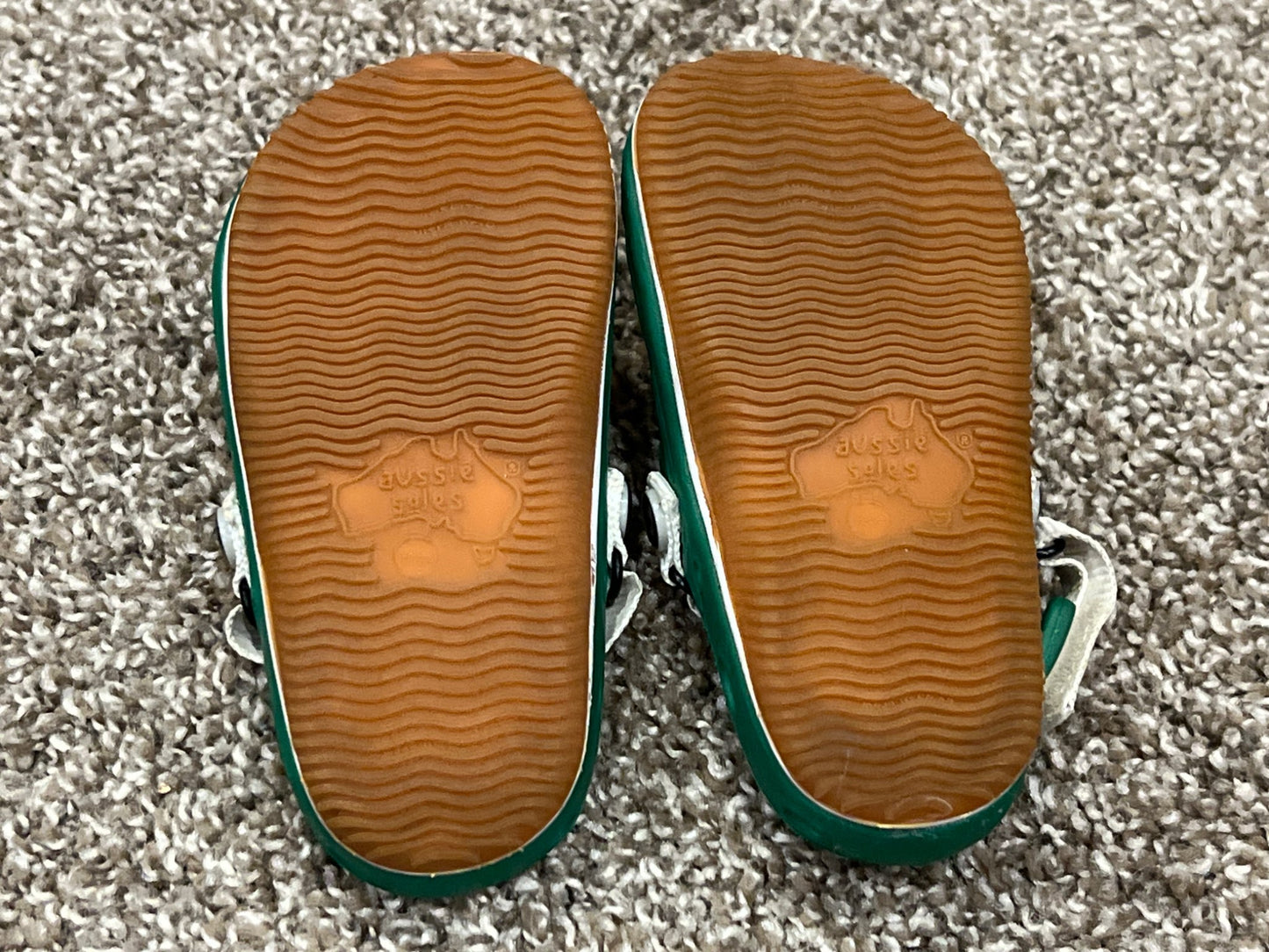 Toddler Saskatchewan Roughrider Sandals, size 6-7, VGUC, Shoes 6 (Walkers:12-24 mth)