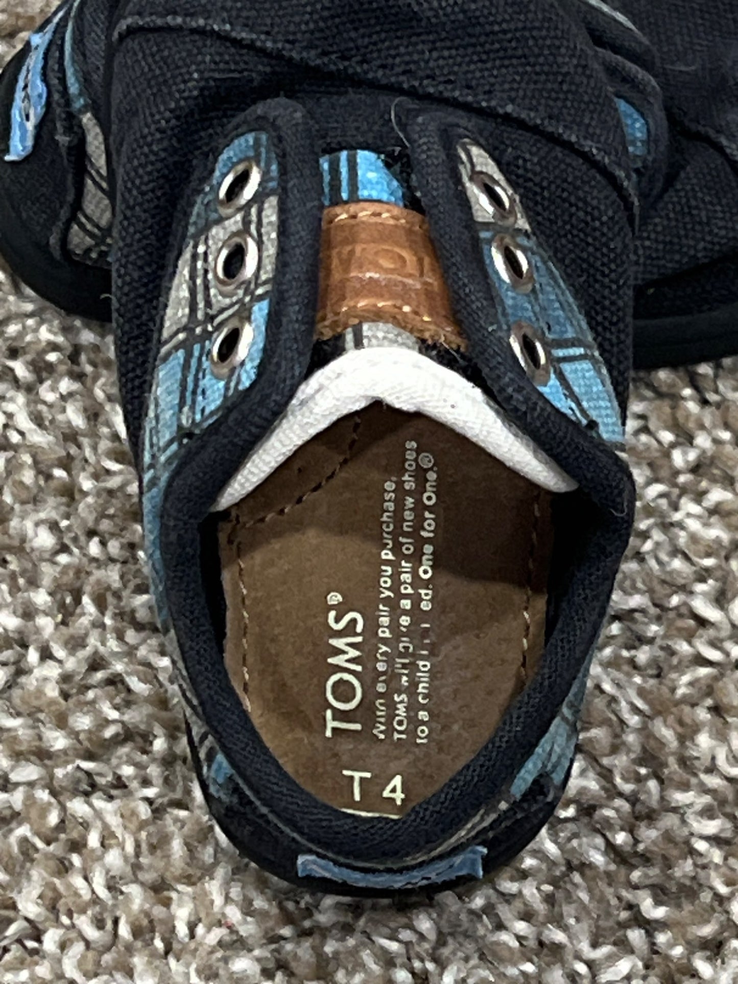 Toddler boys, TOMS, black/blue/grey plaid, size T4, but fits Small - closer to Size 3, VGUC, Shoes 3 (Baby: 0-12 mth)