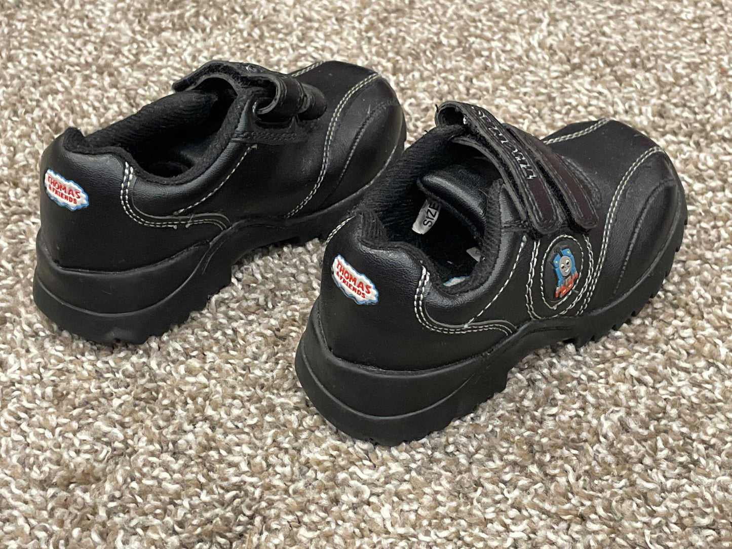 Toddler Boys, Thomas & Friends Black Shoes, size 6, VGUC, Shoes 6 (Walkers:12-24 mth)