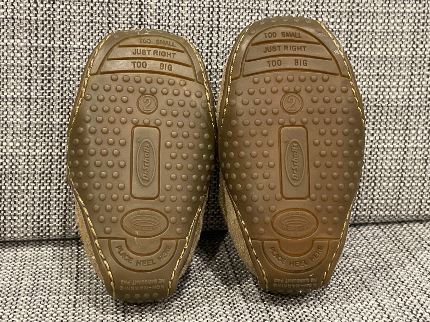 Baby Boys Dr. Scholl’s Suede shoes, size 2, VGUC, Shoes 2 (Baby: 0-12 mth)