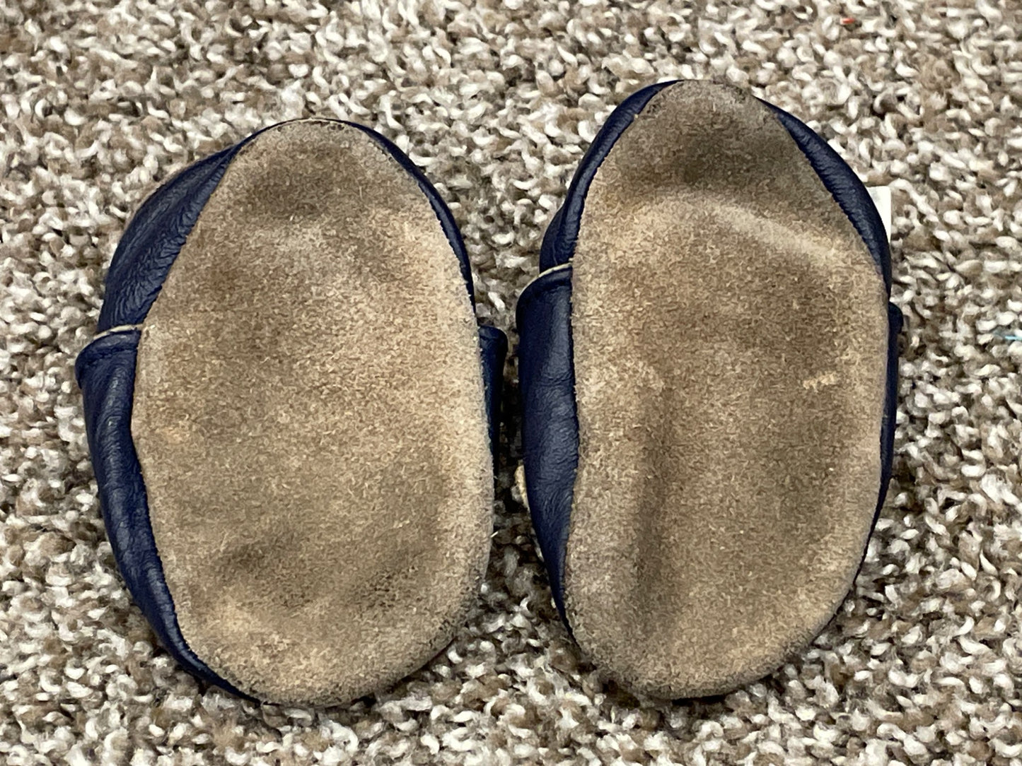 Robeez soft sole shoes, navy, horse, size 0-6 mos (approx size 1.5), VGUC, Shoes 1.5 (Baby: 0-12 mth)