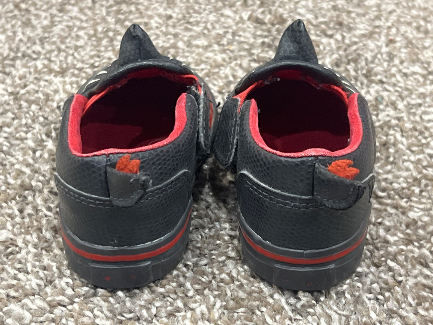 Toddler Boys, Shark Vans, size 5 (VGUC), Shoes 5 (Walkers:12-24 mth)