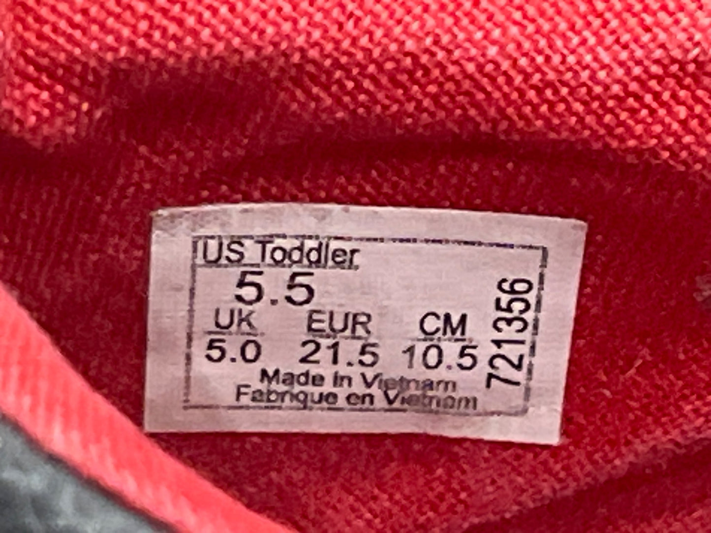 Toddler Boys, Shark Vans, size 5 (VGUC), Shoes 5 (Walkers:12-24 mth)