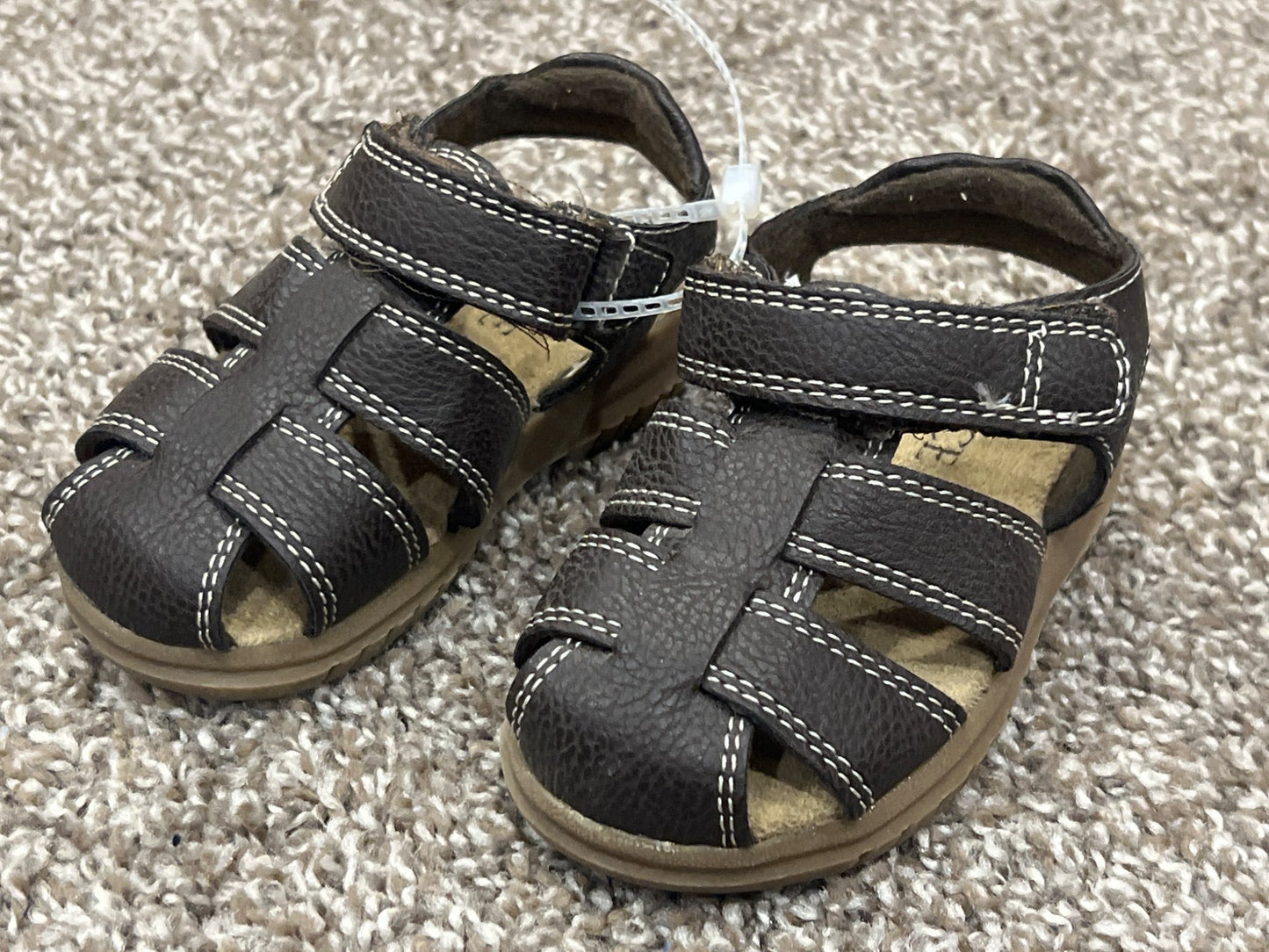 Toddler Boys Place Brown Sandals, size 5 (VGUC), Shoes 5 (Walkers:12-24 mth)