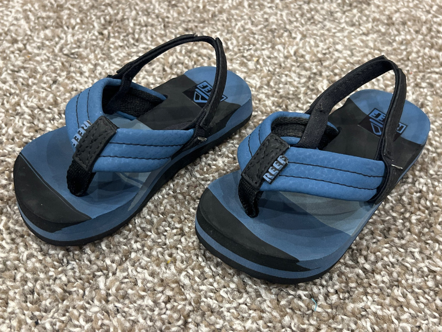 Toddler Boys, Reef Sandals Flip Flops, size 4, VGUC, Shoes 4 (Baby: 0-12 mth)