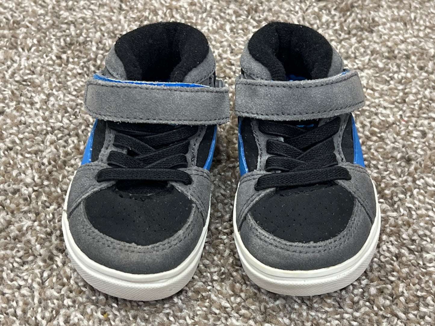 Toddler Boys, Hi-top Sneakers, from Etnies, size 5, VGUC, Shoes 5 (Walkers:12-24 mth)