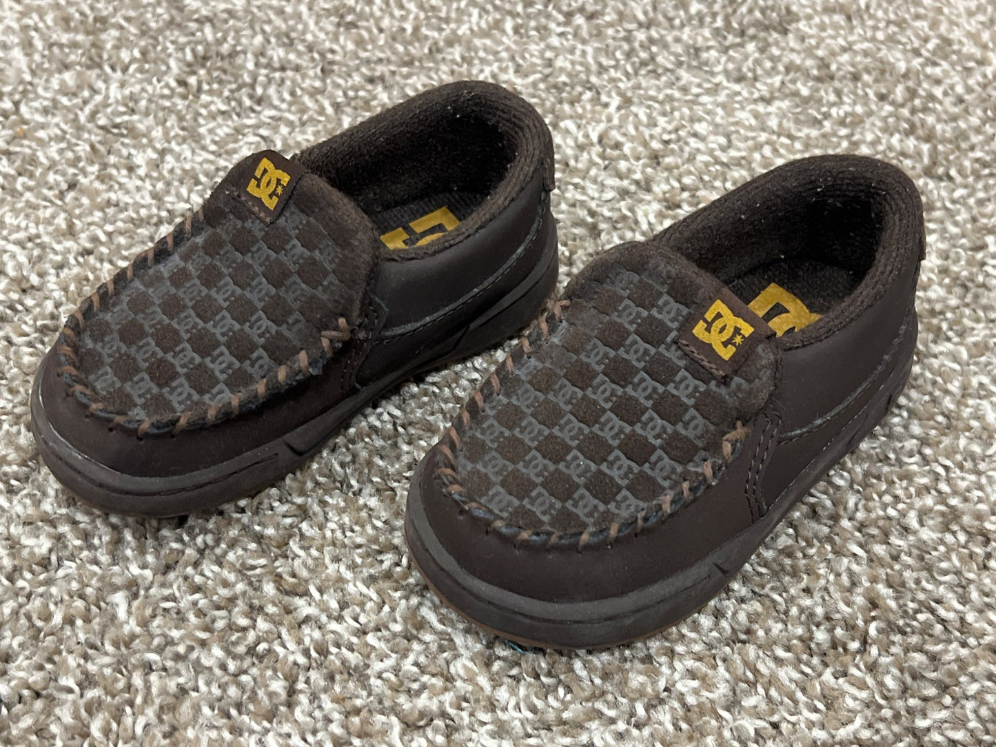 Toddler Boys, Brown Loafers by DC, size 5, EUC, Shoes 5 (Walkers:12-24 mth)