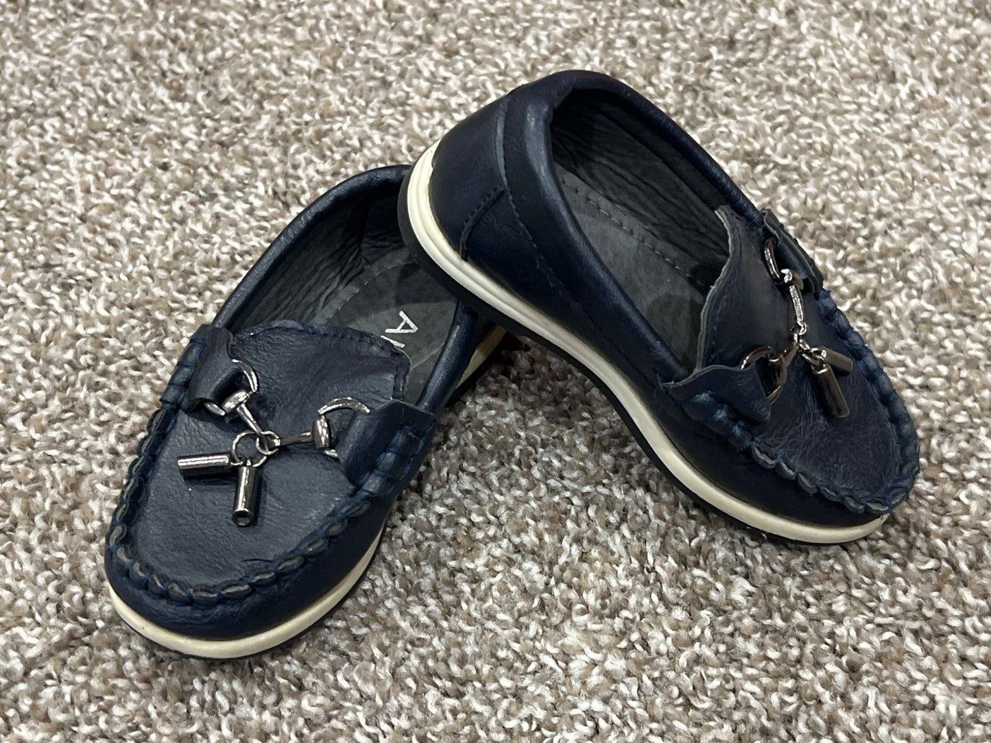 Toddler Boys, Navy Boats Shoes, size 5.5, VGUC, Shoes 5.5 (Walkers:12-24 mth)