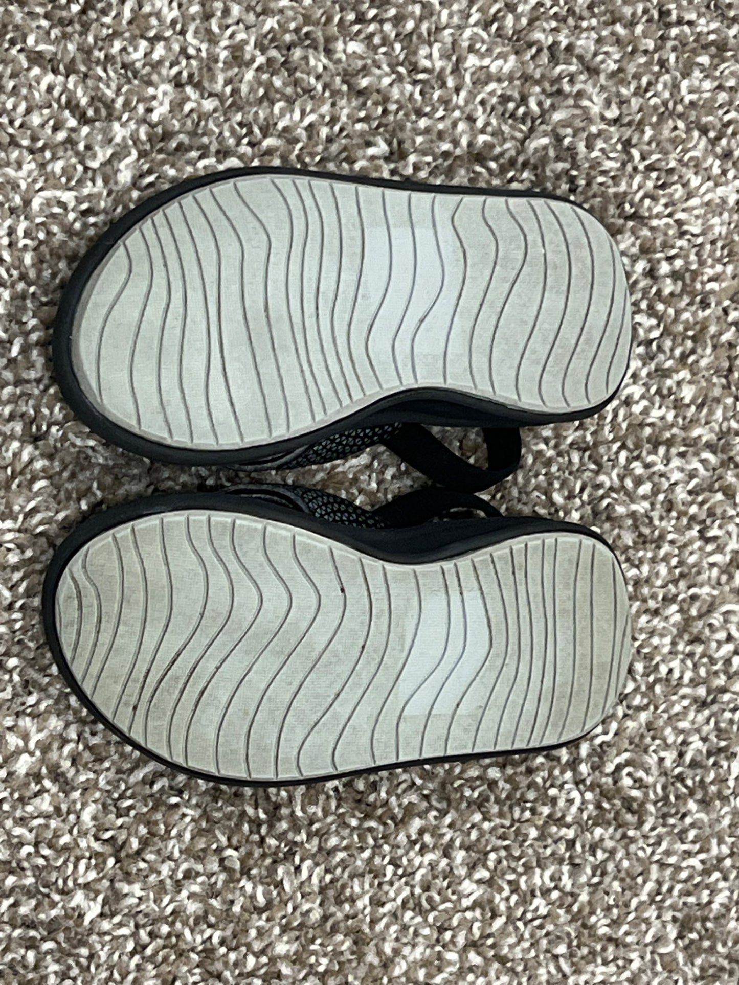 Toddler Boys, Reef Black Sandals, Flip Flop, size 6, VGUC, Shoes 6 (Walkers:12-24 mth)