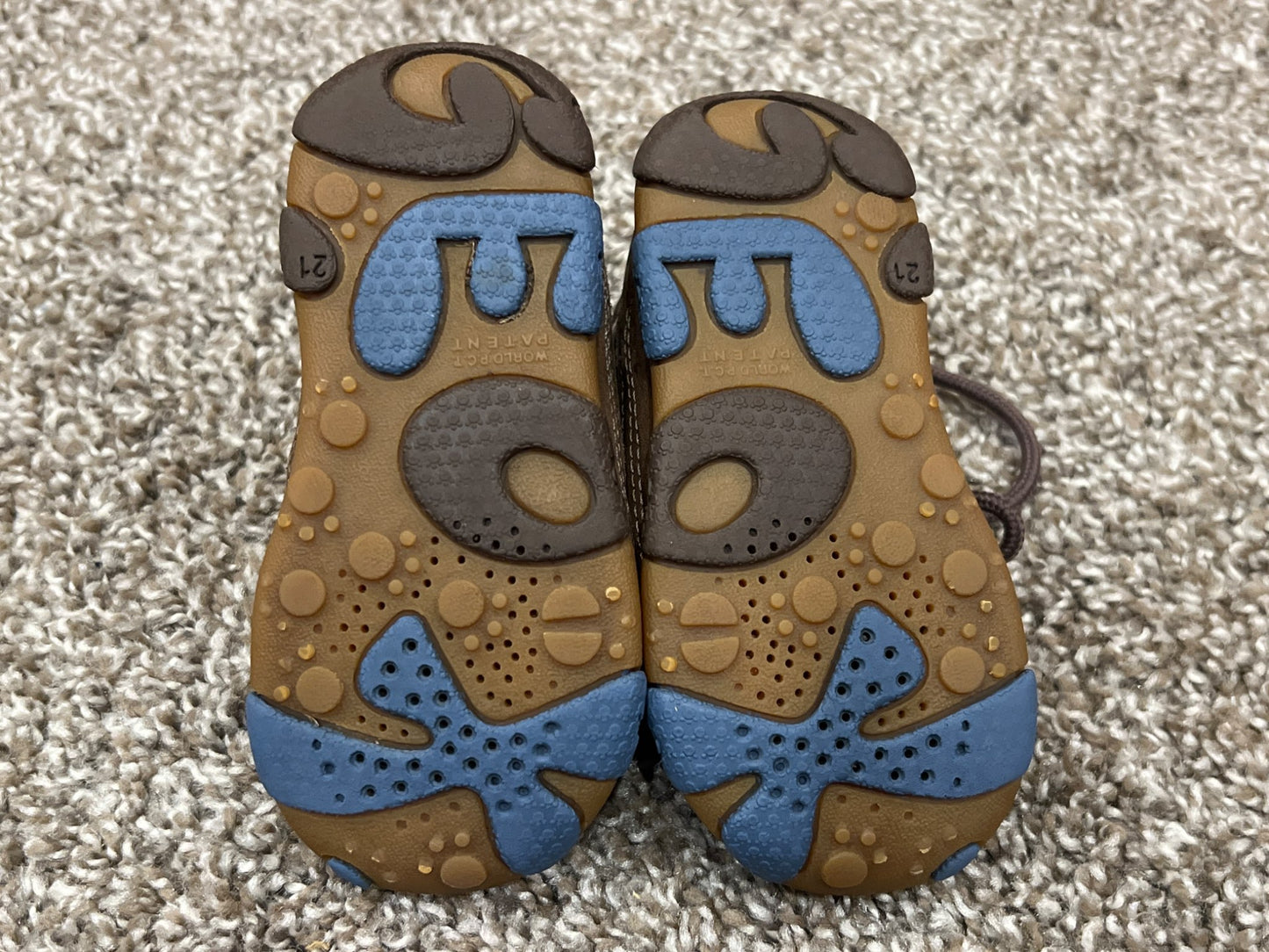 Toddler Boys, Geox Sneakers, Running Shoes, size 5.5, VGUC, Shoes 5.5 (Walkers:12-24 mth)