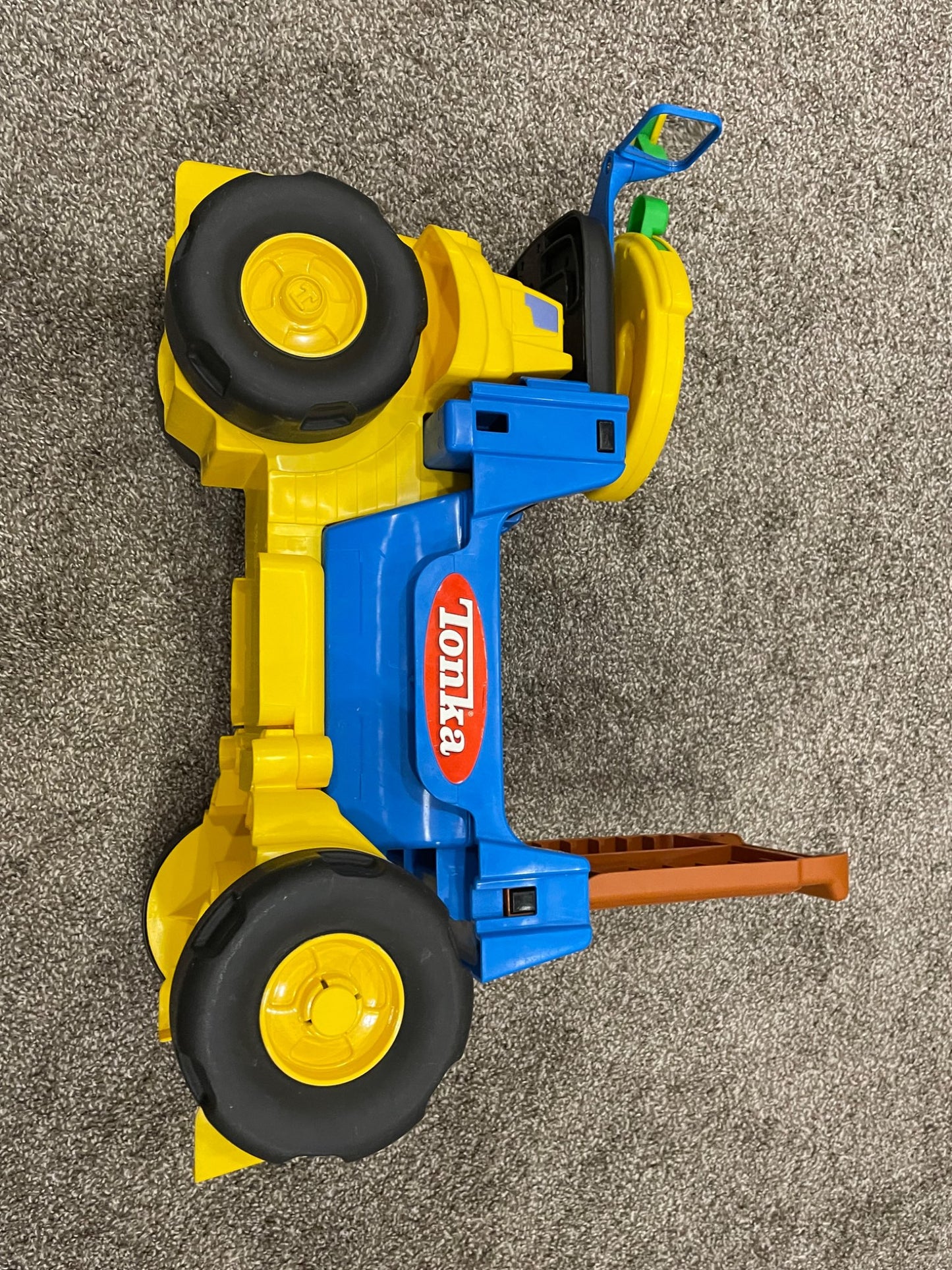 Hasbro Playskool Tonka Scoot ‘N Scoop 3 in 1 Ride-on Truck, Construction Vehicle