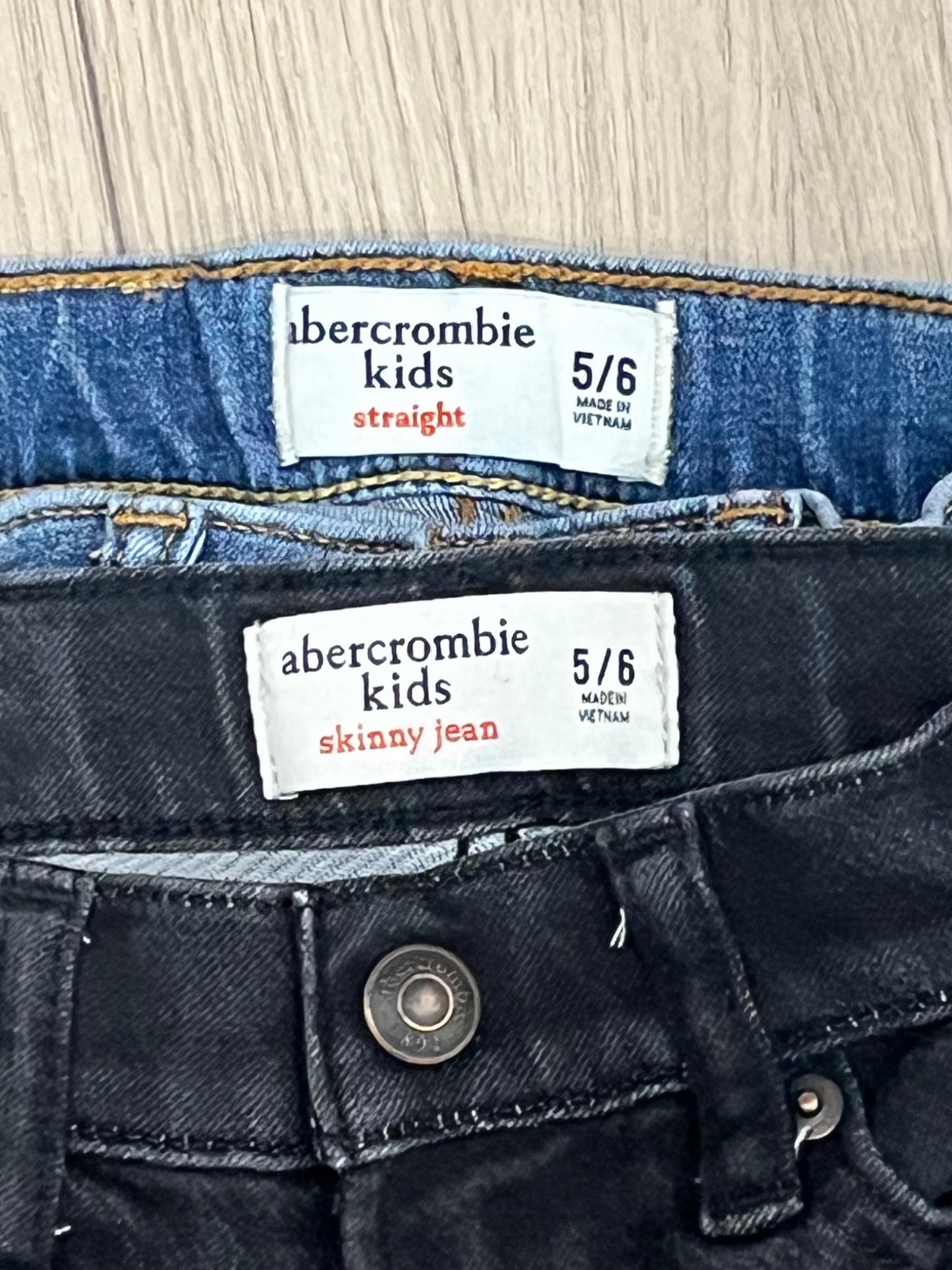 Bundle of 2pairs of Jeans from Abercrombie Kids, size 5/6, VGUC MSRP $59.99 CAD each pair, Kids 5/5T