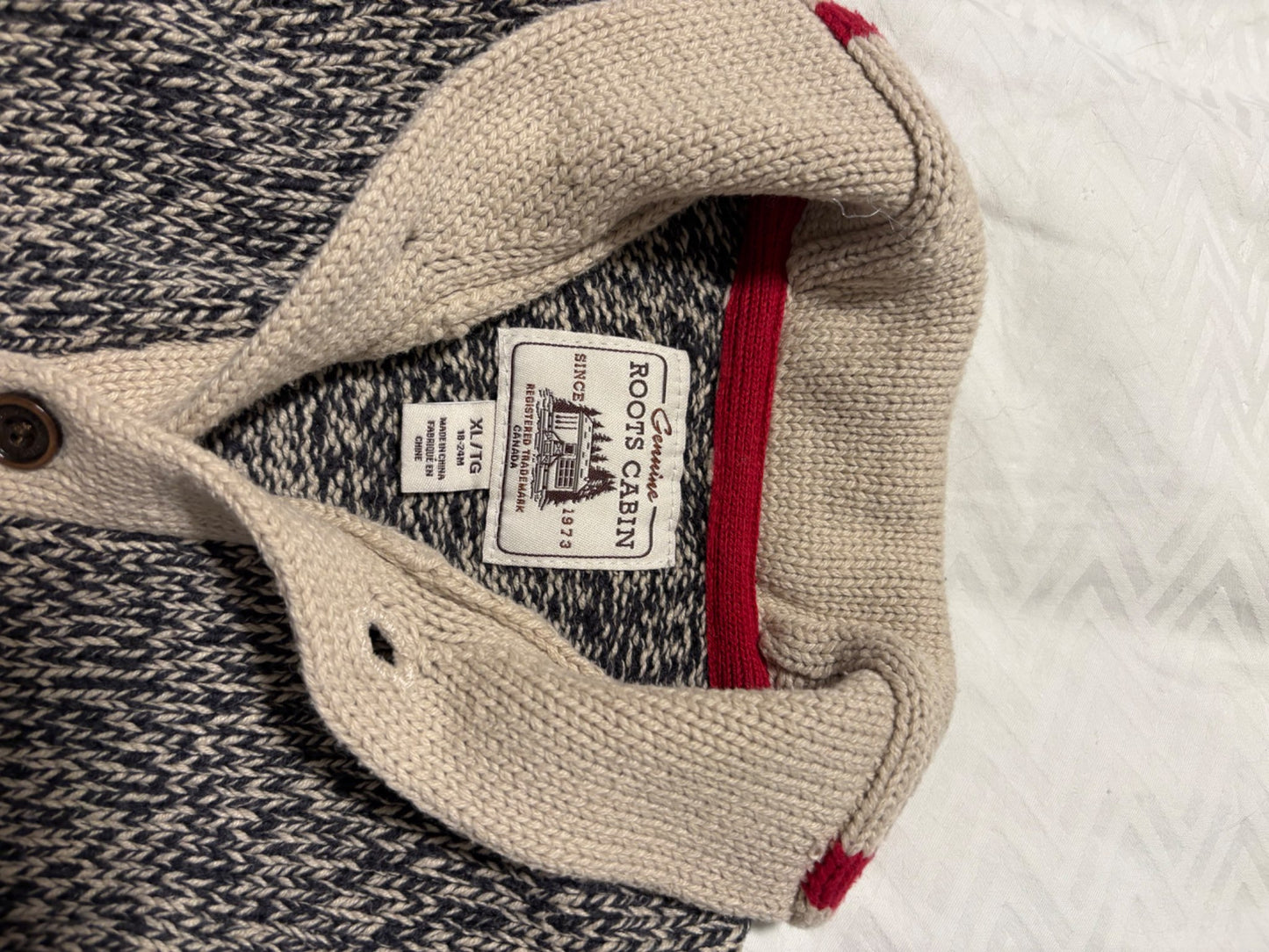 Roots Cabin Sweater Cardigan 18-24 MSRP $55+, Kids 24 Month (18-24M)