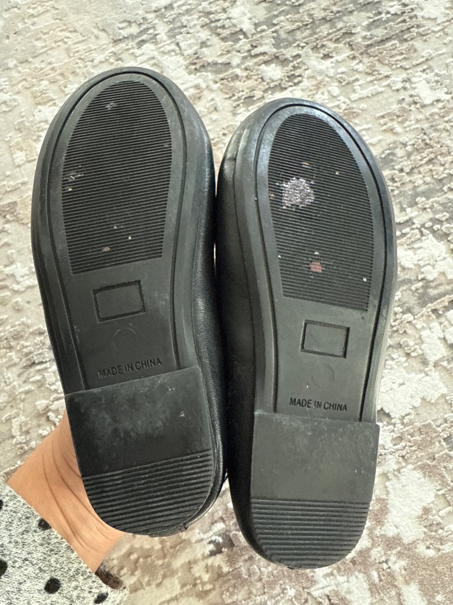 Joe Fresh Size 9 black flats , Shoes 9 (Toddler:2-4yr)
