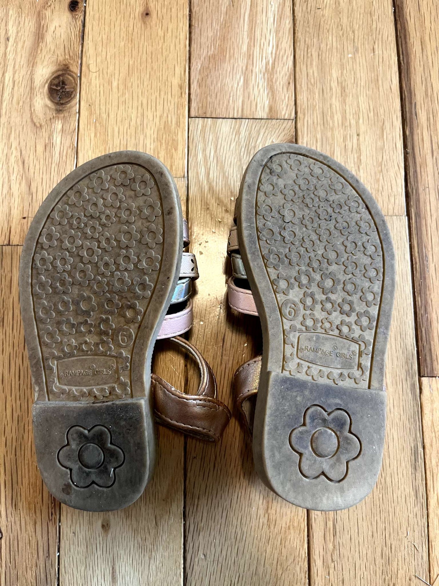 6T Sandals, Shoes 6.5 (Walkers:12-24 mth)