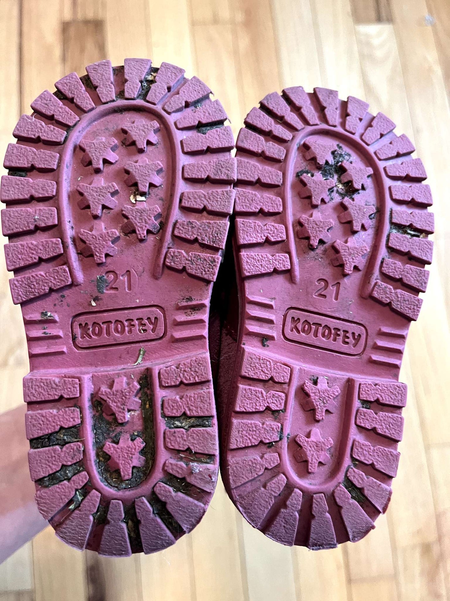 6T Purple Hightop Shoes, Shoes 6 (Walkers:12-24 mth)
