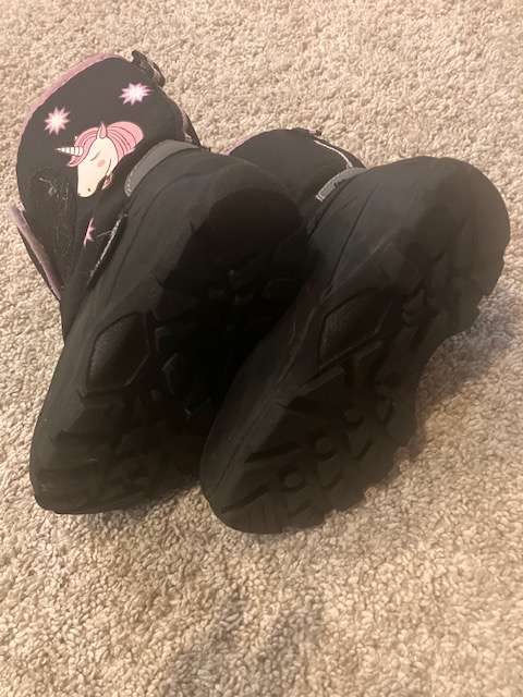Winter boots (size 3-4), Shoes 9 (Toddler:2-4yr)