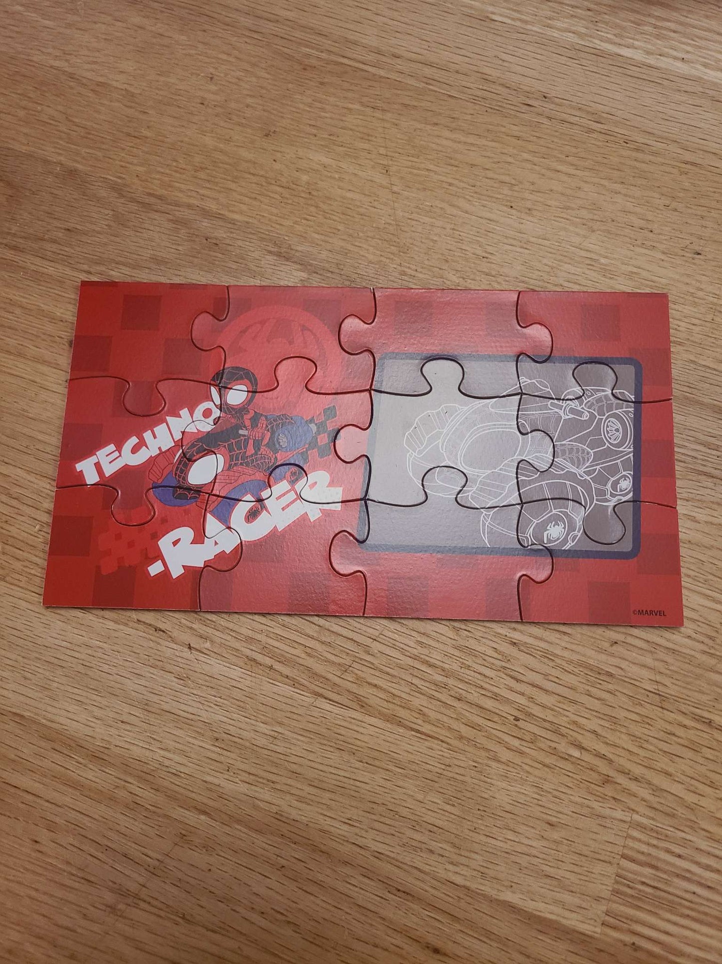 Wooden Spiderman puzzles.. 7 puzzles with case