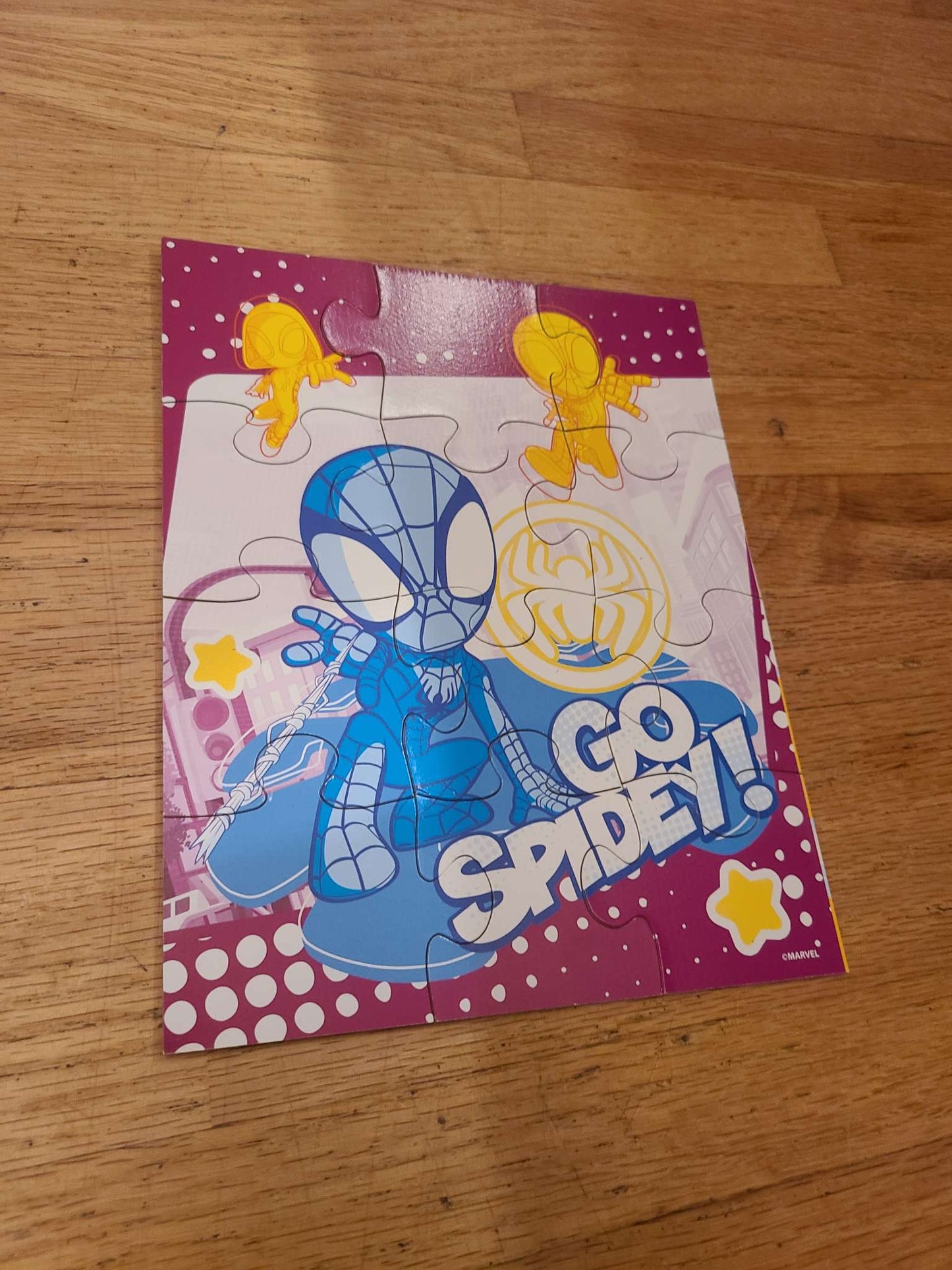 Wooden Spiderman puzzles.. 7 puzzles with case