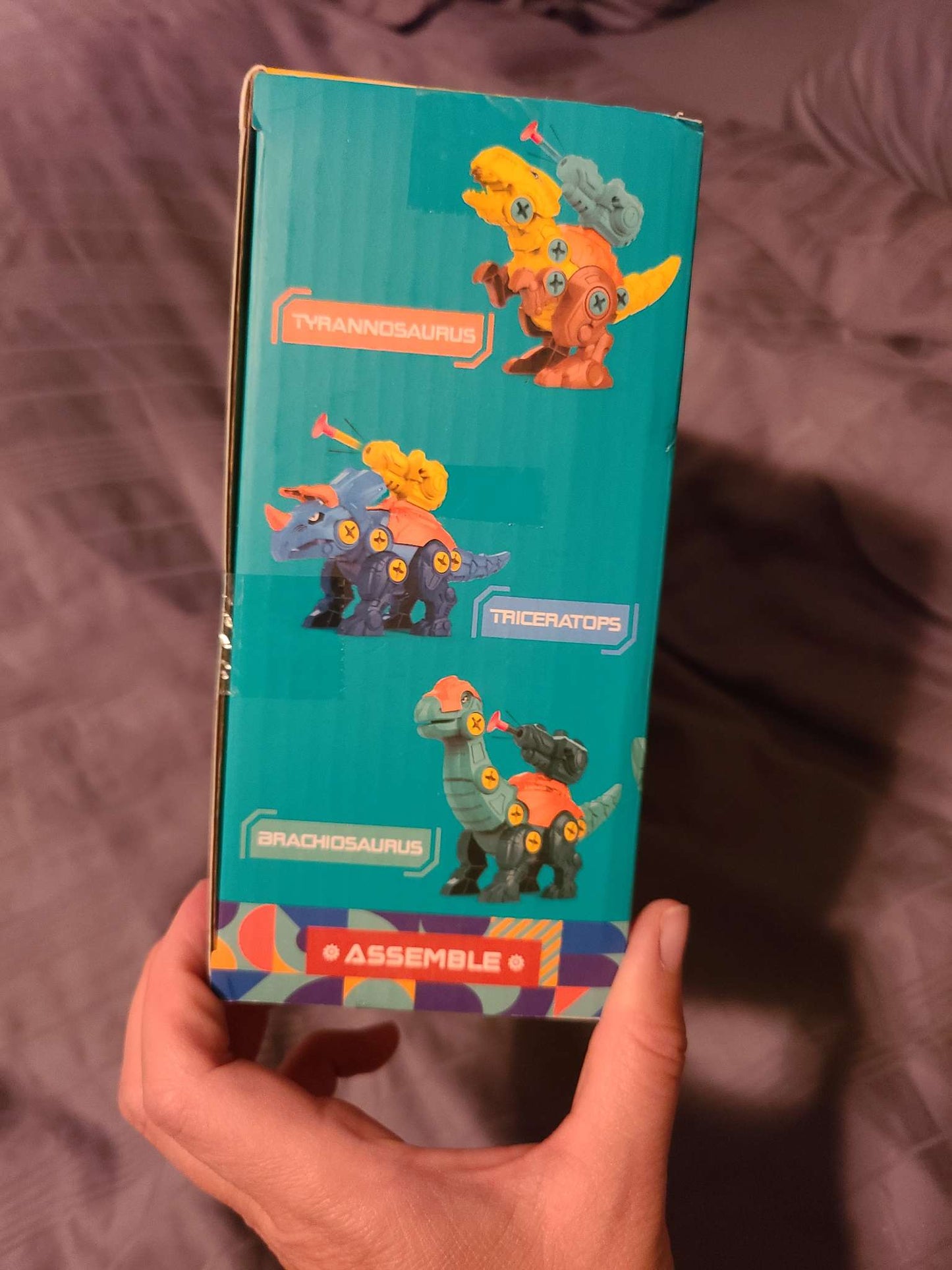 Dinosaur assembly puzzle and fight toy NWT