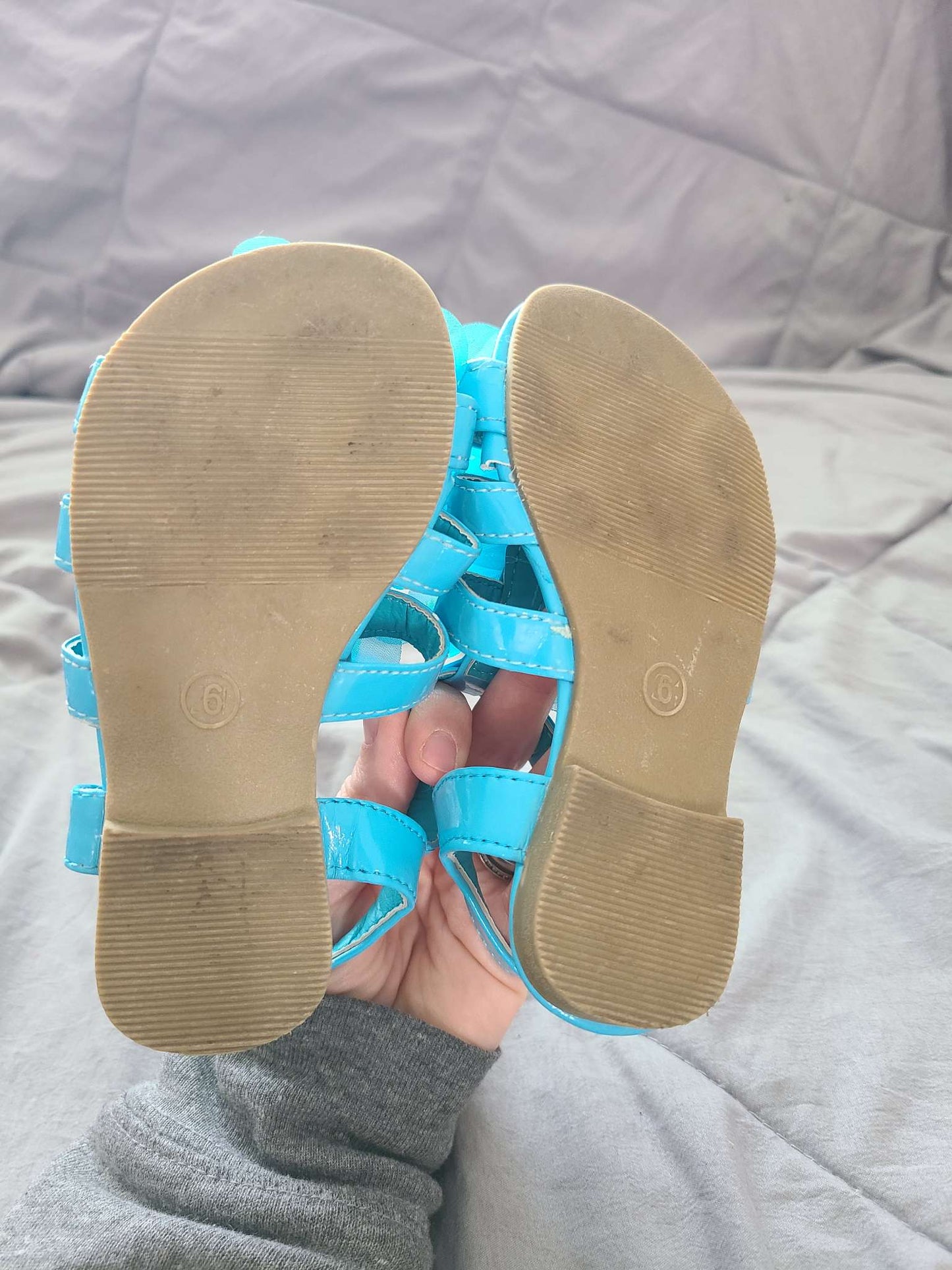 Easy usa size 6 blue sandals , Shoes 6 (Walkers:12-24 mth)