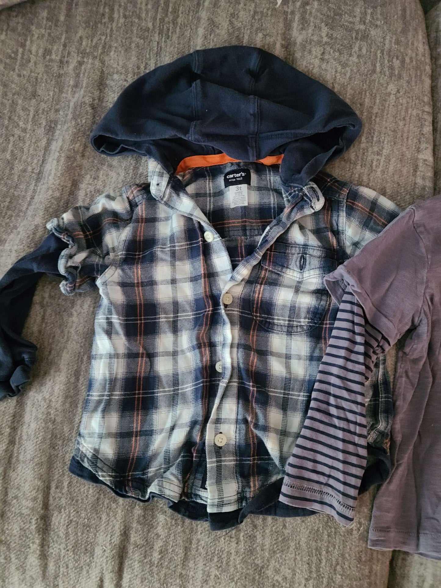 Carters 3T long sleeve shirts , Kids 3T