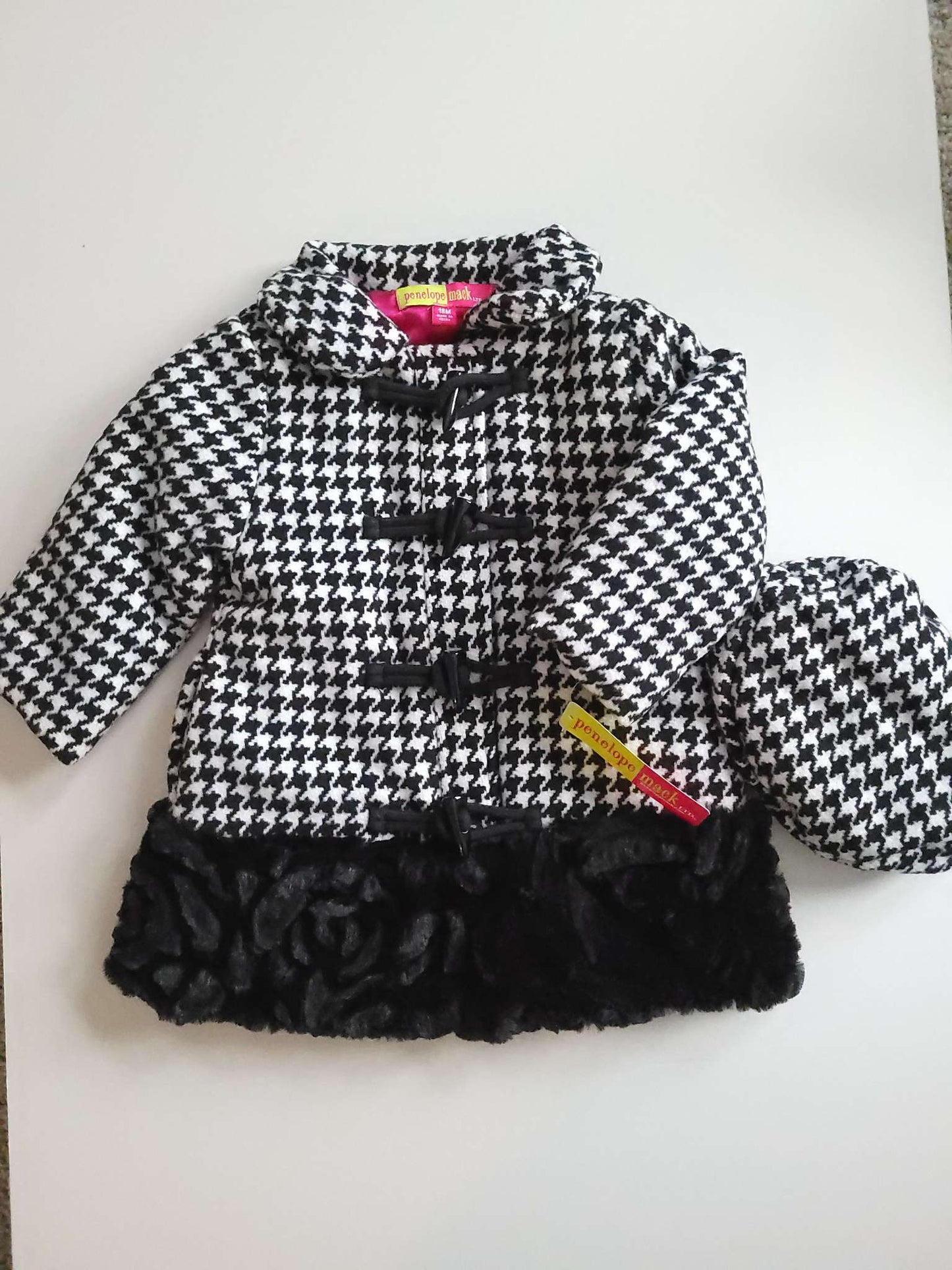 Girls Black and White Coat, Kids 18 Month (12-18M)