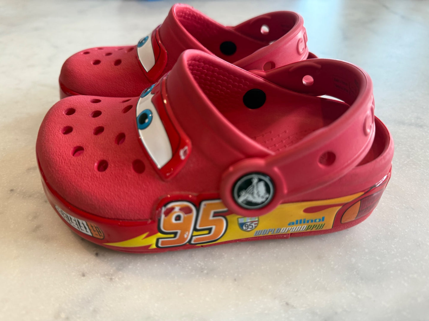 Light up Crocs - lightning McQueen (size 8), Shoes 8 (Toddler:2-4yr)