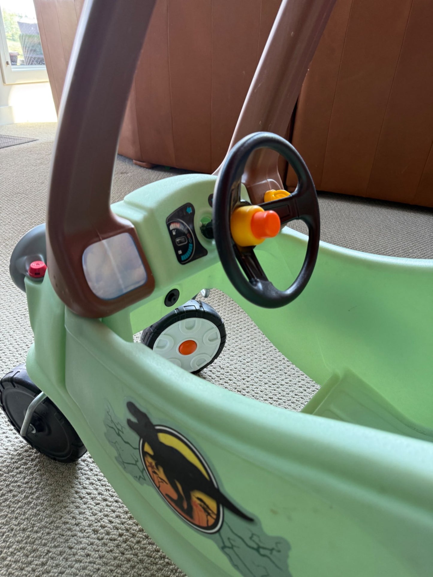 LITTLE TIKES COZY COUPE CAR