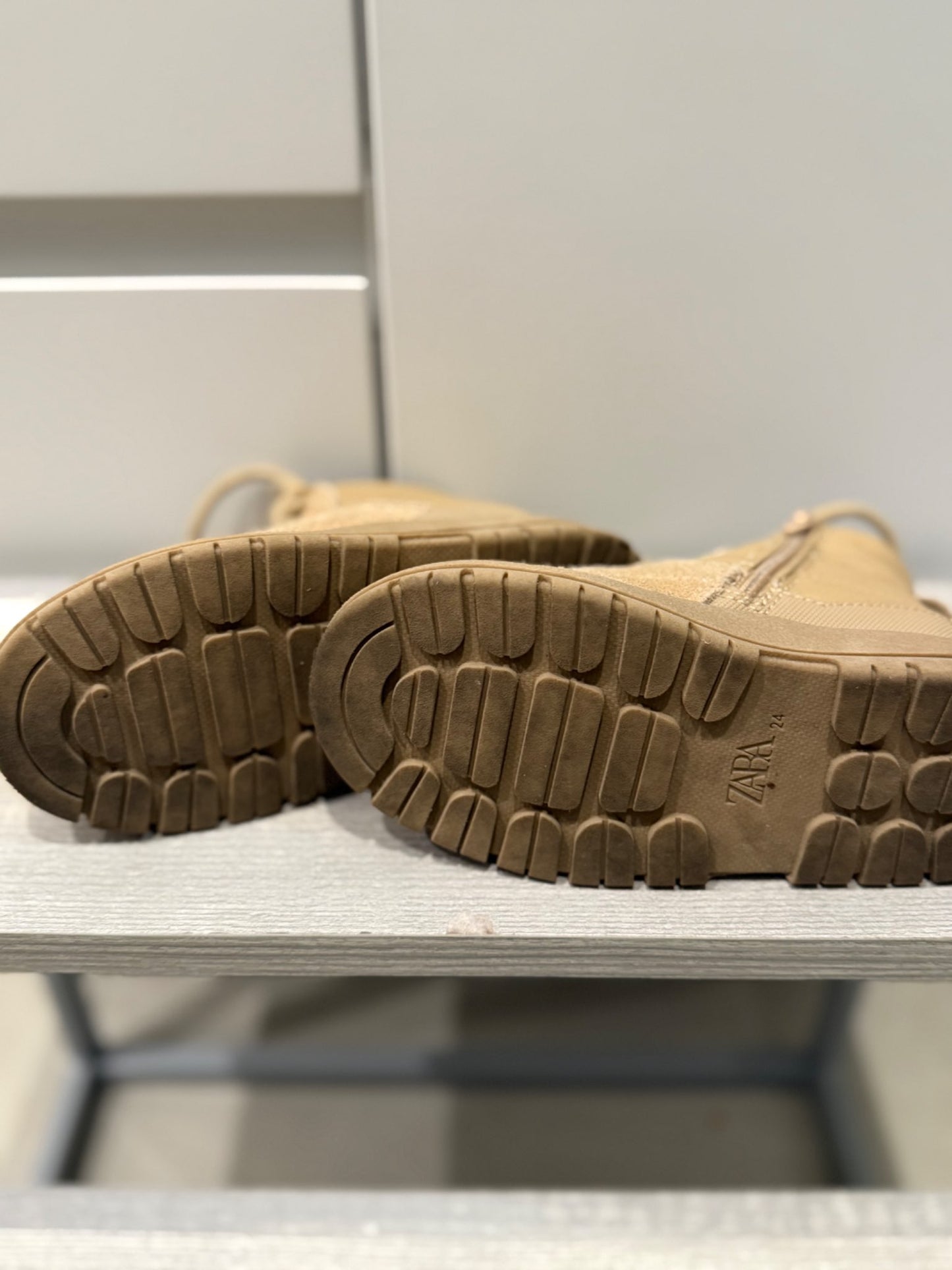 Zara shoes (8T), Shoes 8 (Toddler:2-4yr)