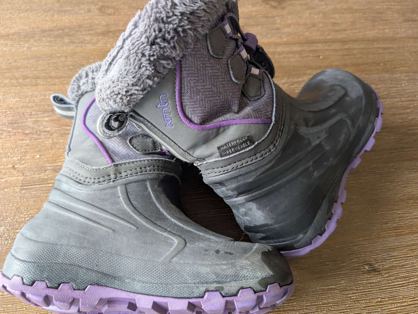 Black and purple snow boots, Shoes 10 (Toddler:2-4yr)
